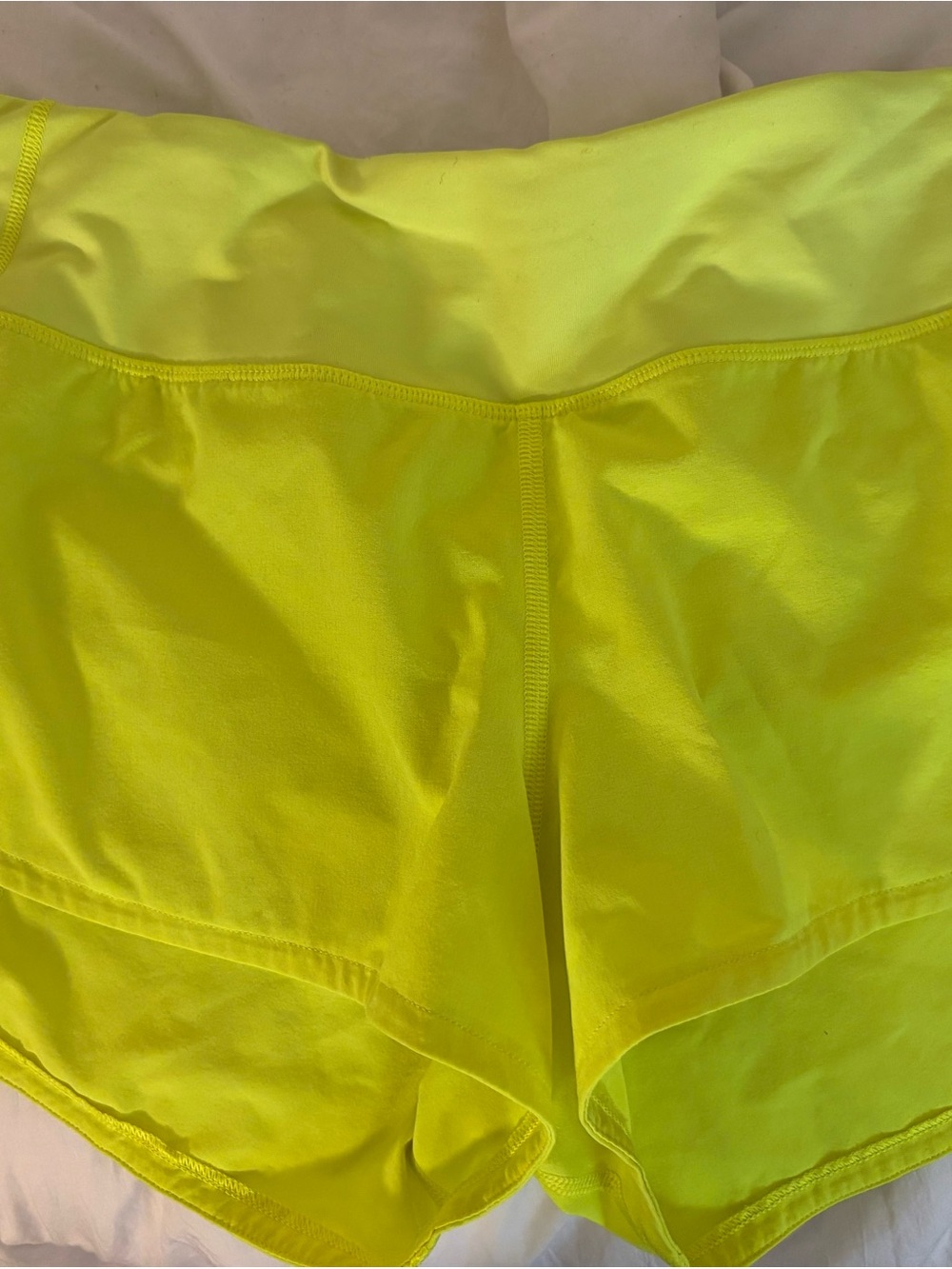 Lululemon Speed Up Shorts 2.5